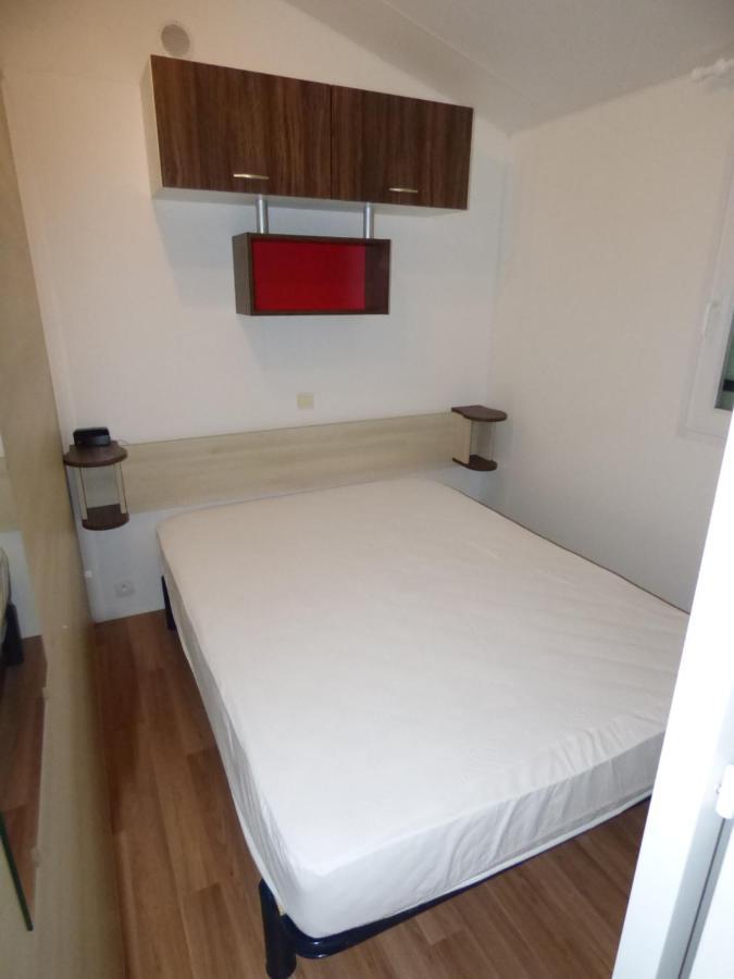 Mobil Home Dans Camping 5 Etoiles 布雷蒂诺斯梅尔 外观 照片